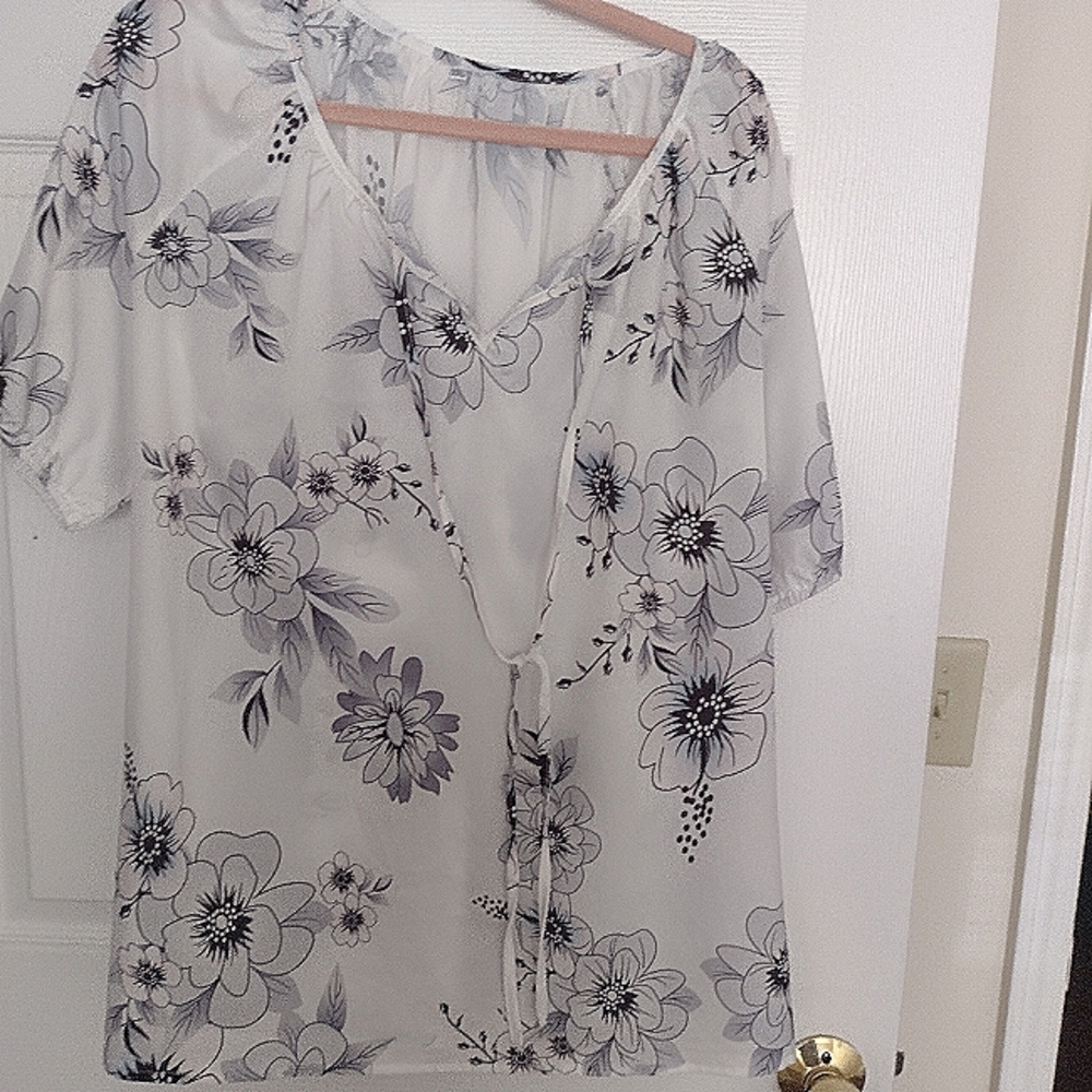 3 for $15 Plus Size blouse 2X